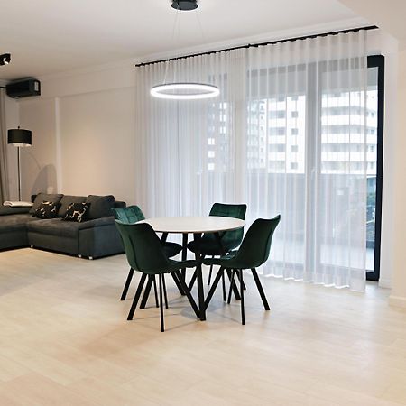 Via Vida I 2 Bedroom Apartments On Pipera Blvd Voluntari Kültér fotó