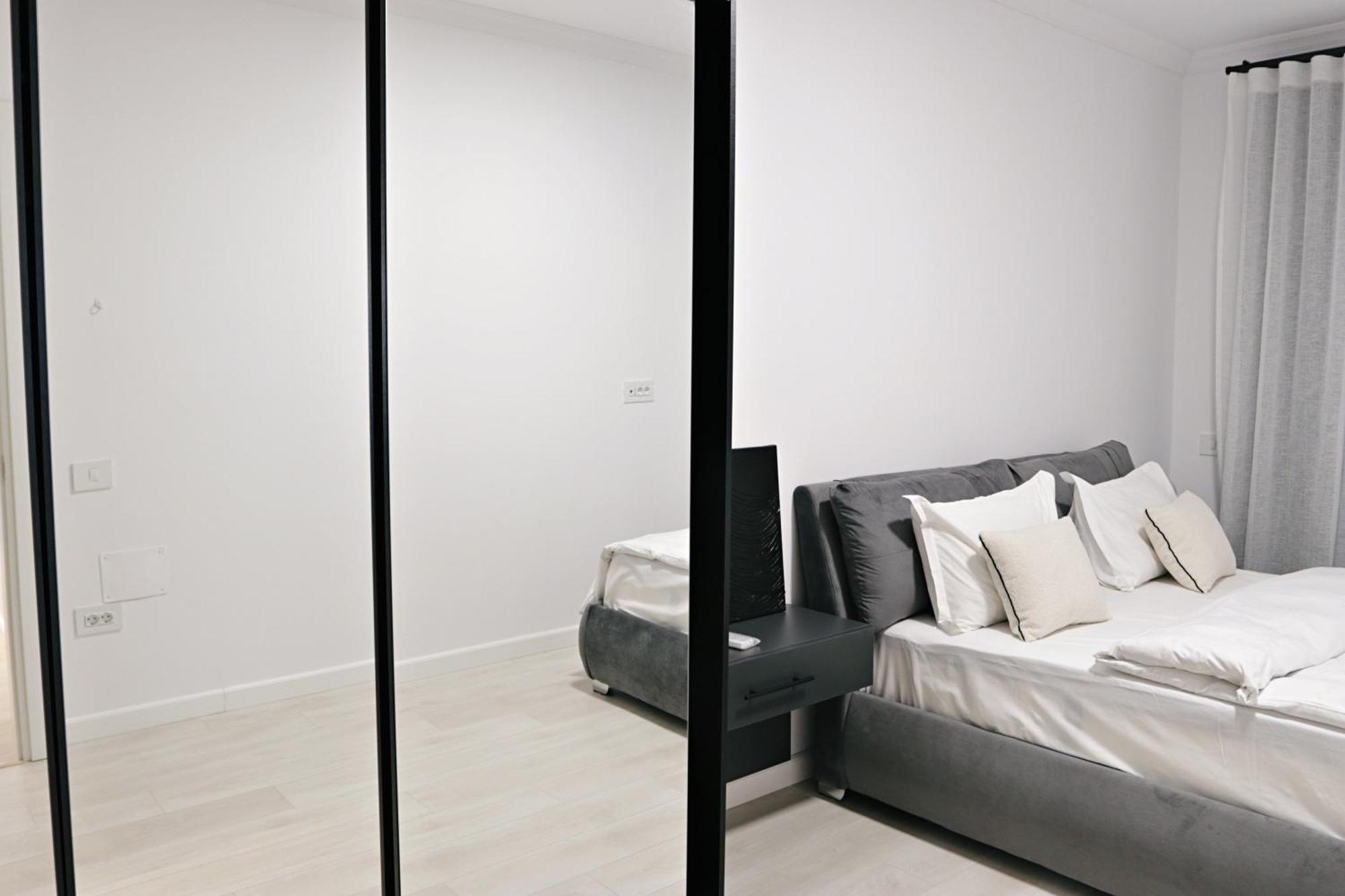 Via Vida I 2 Bedroom Apartments On Pipera Blvd Voluntari Kültér fotó
